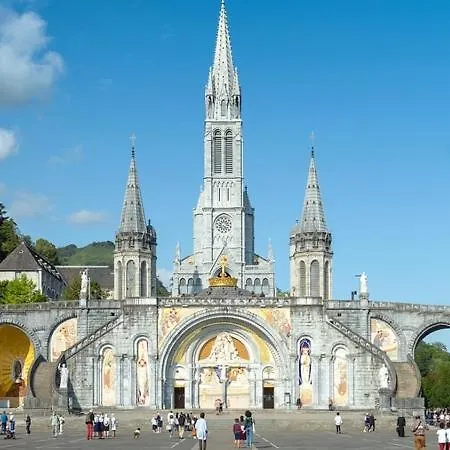 Appartamento O'tiny Familiale 4 Personnes, Gare, Centre Ville, Sanctuaire Lourdes