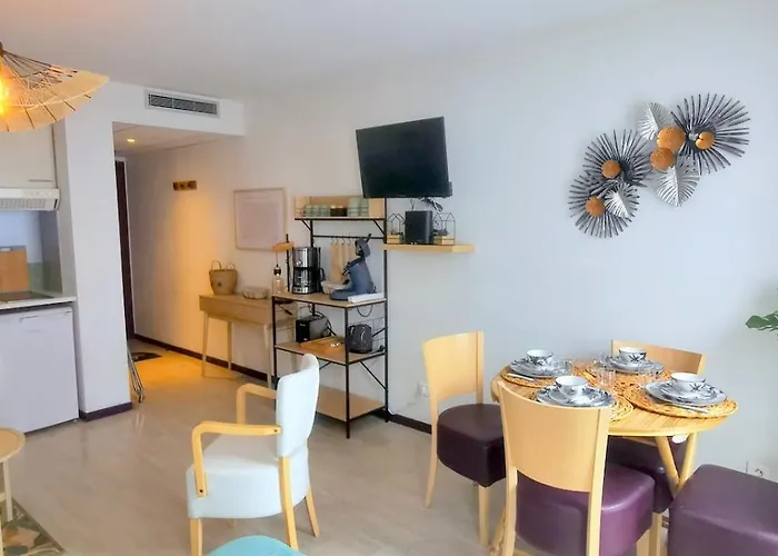 O'tiny Familiale 4 Personnes, Gare, Centre Ville, Sanctuaire Apartment